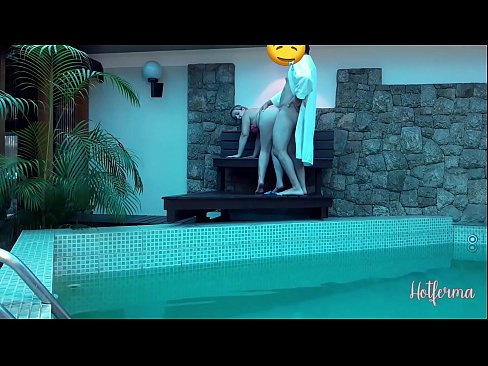 ❤️ Patron hizmetçiyi havuza davet eder ama bir sıcağa dayanamaz ❤️❌ Seks videosu bize %tr.corona-pass.ru ❌❤